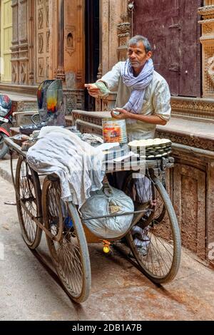 Chandni Chowk bazar, l'un des plus anciens marchés de l'Inde, à Old Delhi Banque D'Images