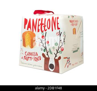 Ikea Panettone Gateau Traditionnel A La Cannelle Et Aux Baies Ikea Est Le Plus Grand Detaillant De Meubles Au Monde Et Vend Des Meubles Prets A Assembler Photo Stock Alamy