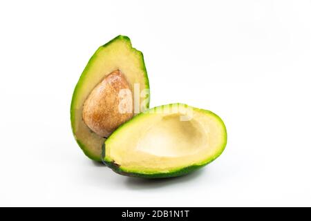 Ensemble ou assortiment d'avocats et d'autres fruits exotiques sur un fond blanc isolé, de belles compositions ou des modèles pour le site Banque D'Images