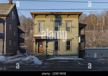 BARRE, VERMONT, États-Unis - 21 FÉVRIER 2020 : vue sur la ville en hiver Banque D'Images