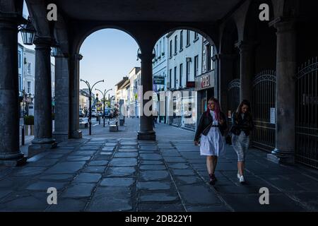 Tholsel, hôtel de ville sur Kilkenny Town High Street, Comté de Kilkenny, Irlande Banque D'Images