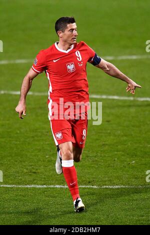 Reggio Emilia, Italie - 15 novembre 2020 : Robert Lewandowski de Pologne gestes lors du match de football de la Ligue des Nations de l'UEFA entre l'Italie et la Pologne. L'Italie a gagné 2-0 sur la Pologne. Credit: Nicolò Campo/Alay Live News Banque D'Images