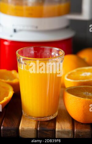 Oranges pour le jus d'orange - FOOPPIX Banque D'Images