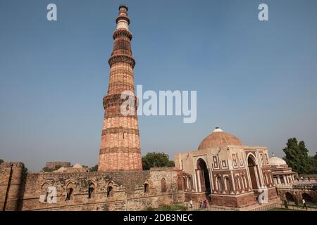 Delhi, lieux historiques, architecture, Qutb Minar, Red fort Banque D'Images