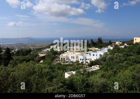 Village grec typique. Zia, île de Kos, Grèce Banque D'Images