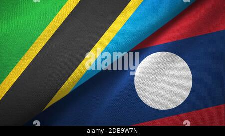 Tanzanie et Laos deux drapeaux tissu textile. Banque D'Images