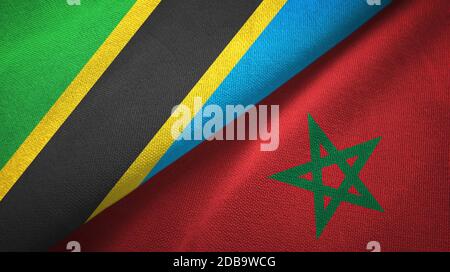 Tanzanie et Maroc deux drapeaux tissu textile, texture de tissu Banque D'Images