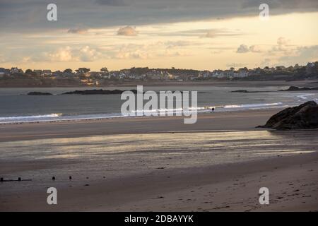 Saint-Malo, France - 12 septembre 2018 : matinée sur la plage à Saint Malo.Bretagne, France Banque D'Images