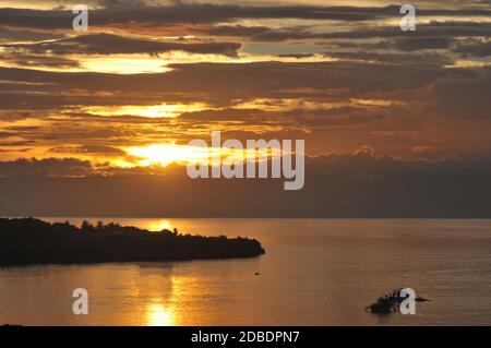 Coucher de soleil à Bohol aux Philippines Banque D'Images