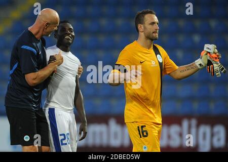 Liberec, République tchèque. 25 juillet 2013. La Ligue européenne de football, 2e tour de qualification, FC Slovan Liberec contre FC Skonto Riga, 1:0, Liberec, République Tchèque, le jeudi 25 juillet 2013. Les socadeurs Slovan Liberec sont heureux de gagner et d'avancer au prochain tour. *** Légende locale crédit: Slavek Ruta/ZUMA Wire/Alamy Live News Banque D'Images