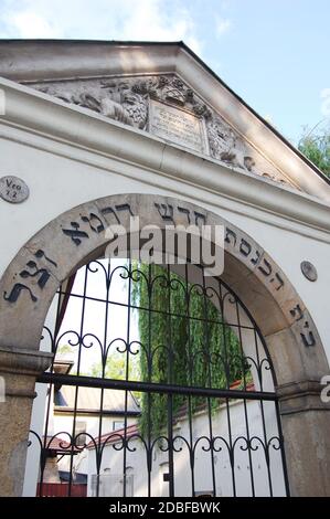 Entrée à la synagogue Remuh à Zazimierz, le quartier juif de Cracovie, en Pologne Banque D'Images