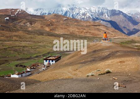 Statue de Bouddha Maitreya à Langza village.in Himalaya. Vallée de Spiti, Himachal Pradesh, Inde Banque D'Images