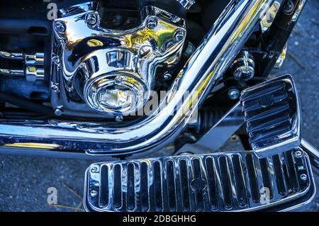 Gros plan sur les détails brillants de la moto Banque D'Images