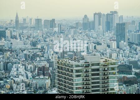 Paysage urbain de la Sunshine 60. Lieu de tournage : zone métropolitaine de Tokyo Banque D'Images