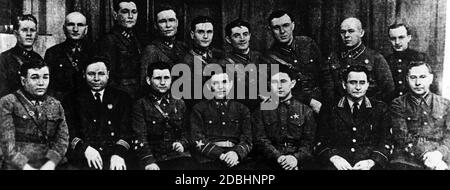 Nikolai Yezhov a été chef du ministère soviétique de l'intérieur et de la police secrète du NKVD de 1936 à 1938. Pendant cette période, il était chef de l'organe exécutif de la terreur stalinienne, qui a fait environ deux millions de victimes pendant son mandat. Après son remplacement par Lavrentiy Beria, il fut lui-même exécuté par la même machine. Banque D'Images