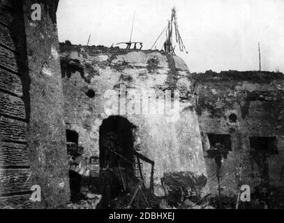 1916 : bataille de Verdun : fort Douaumont après l'occupation par les troupes allemandes en mars 1916. Banque D'Images
