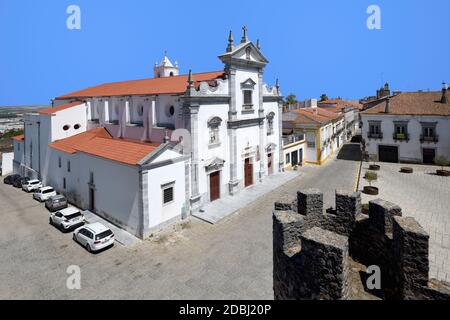 Cathédrale de Beja (cathédrale Saint-Jacques-le-Grand), place de Lidador, Beja, Alentejo, Portugal Banque D'Images