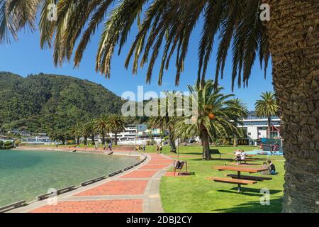Promenade au port de Picton, Marlborough Sounds, South Island, Nouvelle-Zélande, Pacifique Banque D'Images