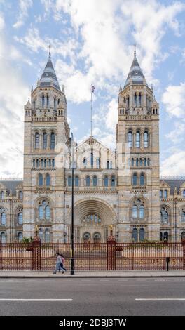 Victoria et Albert (V and A Museum), Kensington, Londres, Angleterre, Royaume-Uni, Europe Banque D'Images