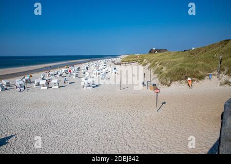 Chaises de plage sur la plage de Kampen Banque D'Images