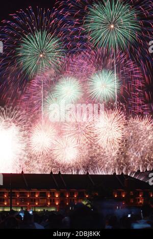 Feu d'artifice du journal Kanagawa Banque D'Images