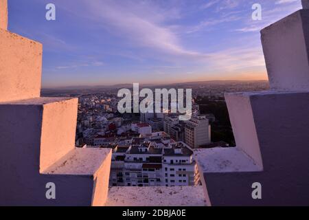 Une photographie aérienne de la ville de Tanger au Maroc. Banque D'Images