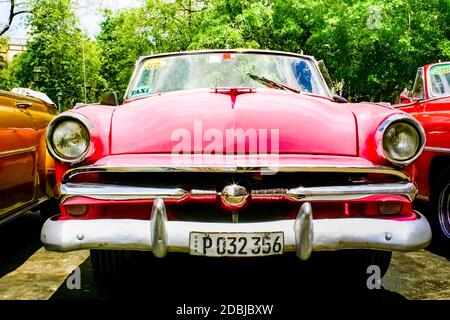 15 juillet 2019 - la Havane Cuba. Vieille voiture rétro à la Havane Banque D'Images