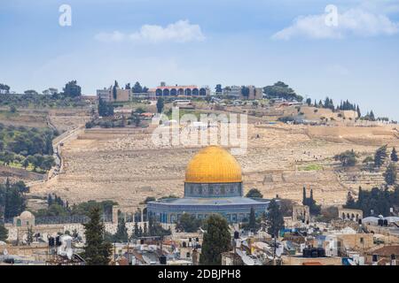 Srael, Jérusalem, vue sur le quartier Muslem en direction du Dôme du Rocher et du Mont des oliviers Banque D'Images