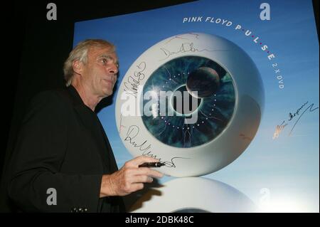 Pink Floyd au lancement de leur DVD Pulse à Warner West End Londres 3 juillet 2006 Rick Wright Banque D'Images