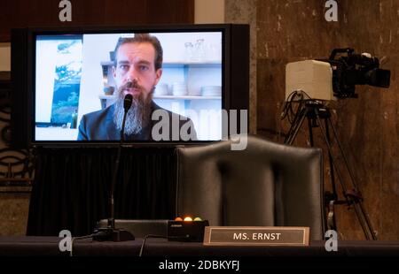 Washington, États-Unis. 17 novembre 2020. ÉTATS-UNIS - NOVEMBRE 17 : Jack Dorsey, Président-directeur général de Twitter, témoigne à distance lors de l'audience de la Commission judiciaire du Sénat sur « Breaking the News: Censure, Suppression, and the Election 2020 », le mardi 17 novembre 2020. (Photo par Bill Clark/Pool/Sipa USA) crédit: SIPA USA/Alay Live News Banque D'Images