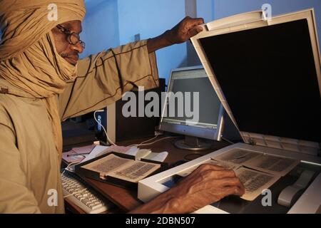 Afrique /MALI/Tombouctou/ Ahmed-Baba-Institute les manuscrits numérisés . Banque D'Images