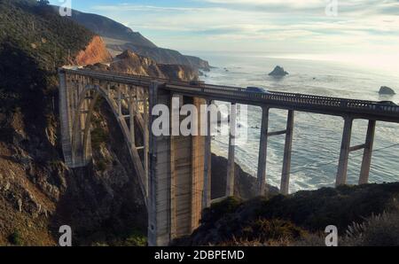 Bixby Bridge sur l'autoroute Un Californie Banque D'Images