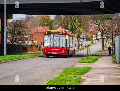 Scania K230UB National Express West Midlands bus service 28, flotte numéro 1864 sur Hassop Road à Great Barr, Birmingham Banque D'Images