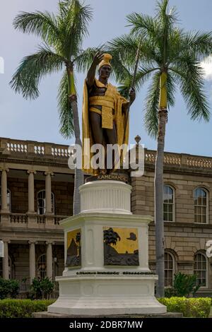 Statue de Kamehameha I, Honolulu, Oahu, Hawaï Banque D'Images