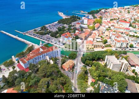 Crikvenica. Ville sur mer Adriatique vue aérienne. Région de la baie de Kvarner en Croatie Banque D'Images