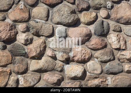 Brickwork avec motif de briques artisanales individuelles. La construction robuste du système de travail manuel offre une grande stabilité. Joli motif vintage de créativité. Banque D'Images