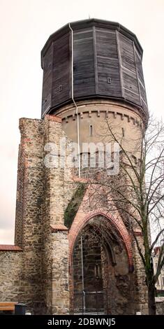 Vue sur un ancien château d'eau de Bautzen. Banque D'Images