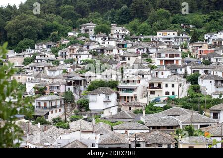 Vue aérienne du beau petit village de Panagia à Thassos, Grèce. Banque D'Images