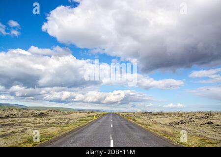 Route nationale un sur l'Islande Banque D'Images