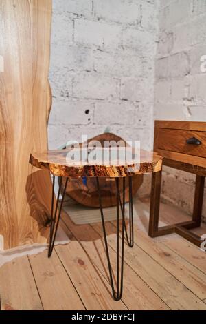 Comptoirs de meubles. Usine de fabrication de meubles en bois. Banque D'Images