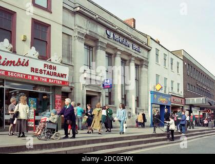 1997, Yorkshire Bank Building on High Row, Darlington, Angleterre du Nord-est, Royaume-Uni Banque D'Images