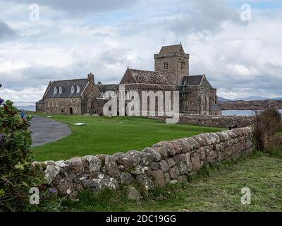 L'abbaye d'Iona sur l'île d'Iona en Écosse. Pensé pour être l'endroit où le célèbre Livre de Kells a été créé. Banque D'Images