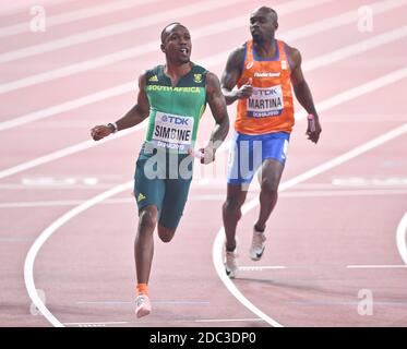 Akani Simbine (Afrique du Sud), Churandy Martina (pays-Bas). relais 4 x 100 ronde 1. Championnats du monde d'athlétisme de l'IAAF, Doha 2019 Banque D'Images