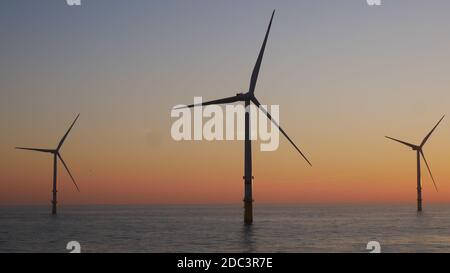 Éolienne offshore dans le parc éolien offshore de Geman en mer du Nord Banque D'Images