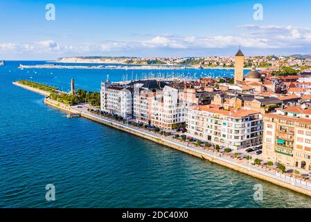 Las Arenas, Getxo, depuis le pont de Vizcaya en direction du nord. Las Arenas, Getxo, Gascogne, pays Basque, Espagne, Europe Banque D'Images