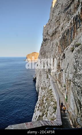 L'escalier menant à la grotte de Neptune, près d'Alghero, en Sardaigne Banque D'Images