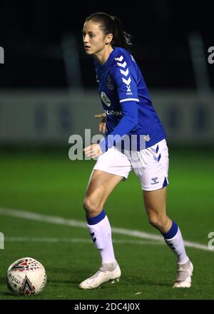 Danielle Turner d'Everton pendant le match de la coupe continentale au Walton Hall Park, Liverpool. Banque D'Images