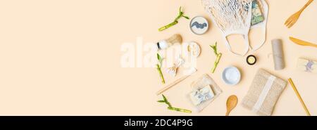 Zéro déchet salle de bain et accessoires de cuisine. Produit naturel écologique en bambou. Articles de beauté sans plastique.