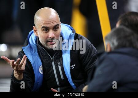 Photo du dossier datée du 27-12-2019 de la directrice de Manchester City, PEP Guardiola Gestures. Banque D'Images