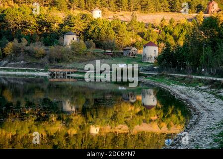 Lac de Cubuk à göynük,,Bolu, Turquie Banque D'Images